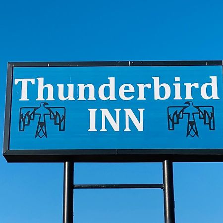 ليبرال Thunderbird Inn المظهر الخارجي الصورة